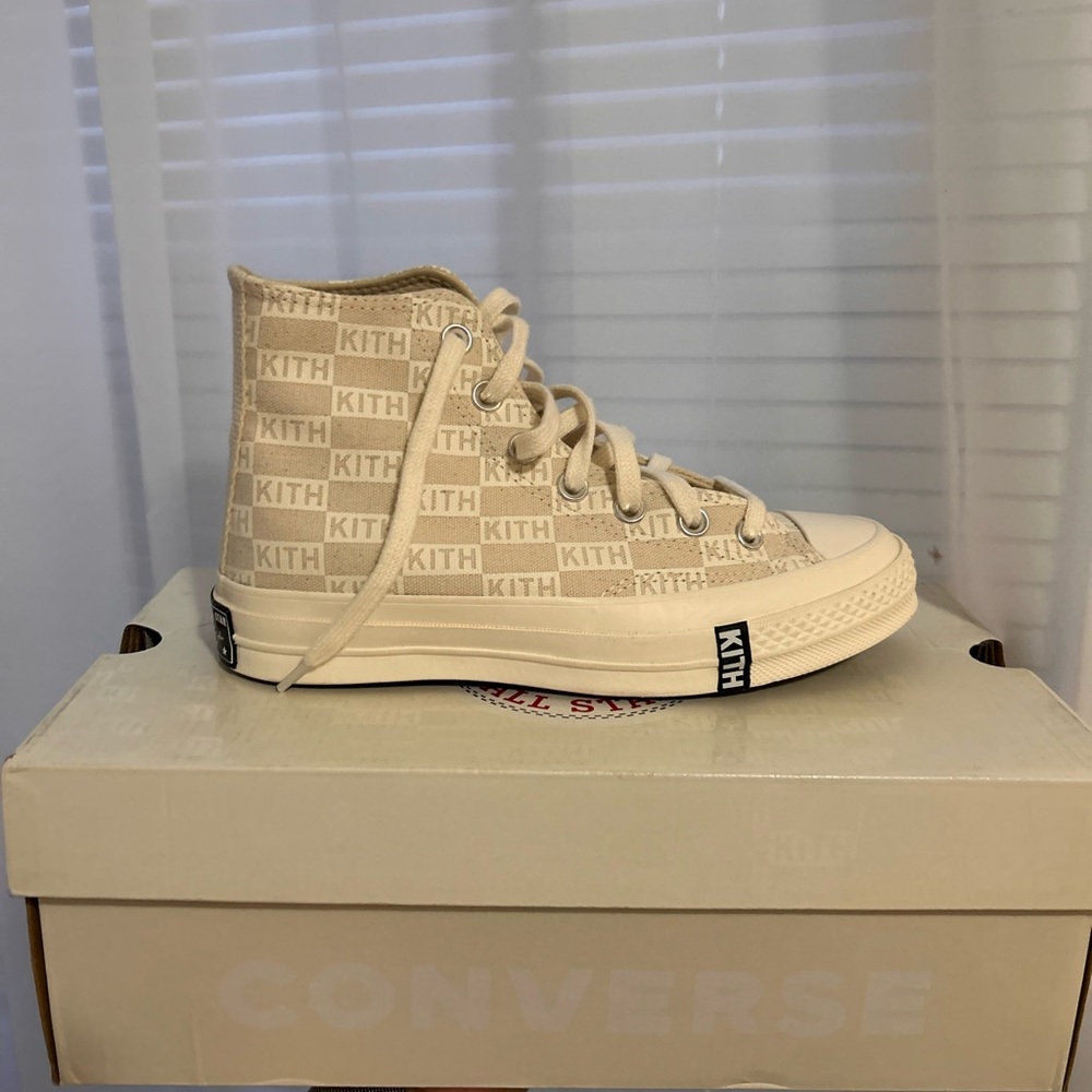 Kith x Converse BRAND NEW!